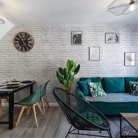 D'hotes - Charming Renovated - Downtown - Wifi -